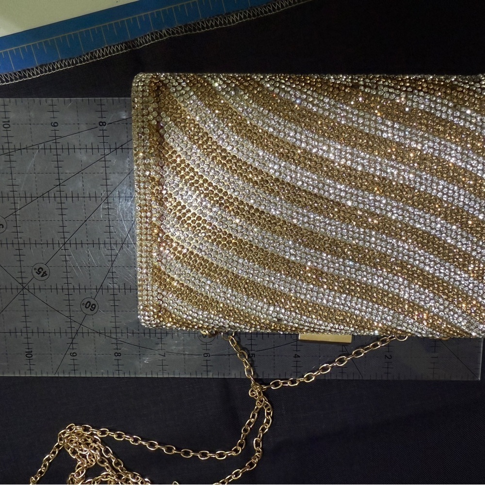 Vintage Gold and Silver Crystal Rhinestone Chain Clutch - Picture 5 of 5